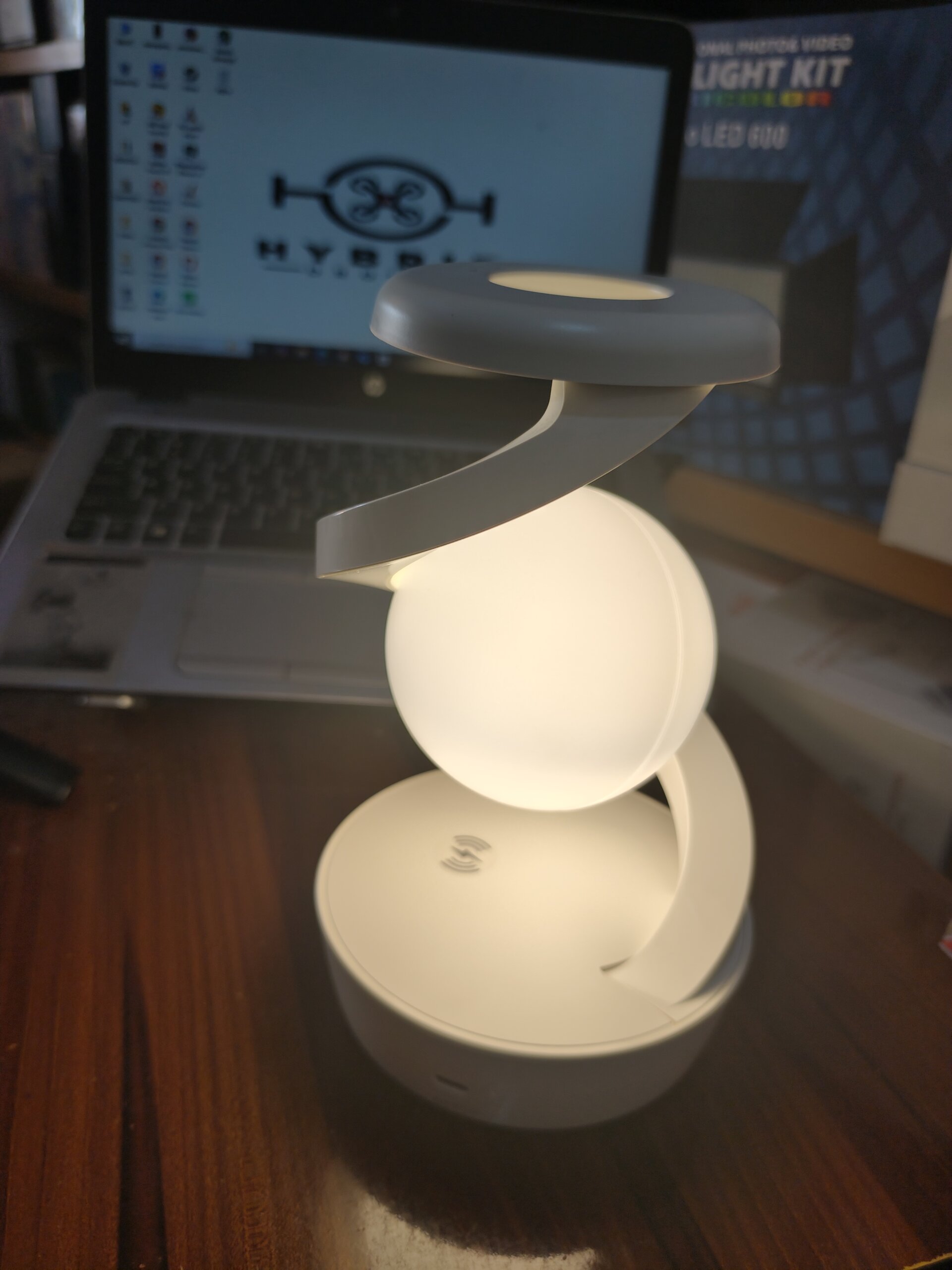 360 Rotating RGB moon lamp + wireless charging - Image 2
